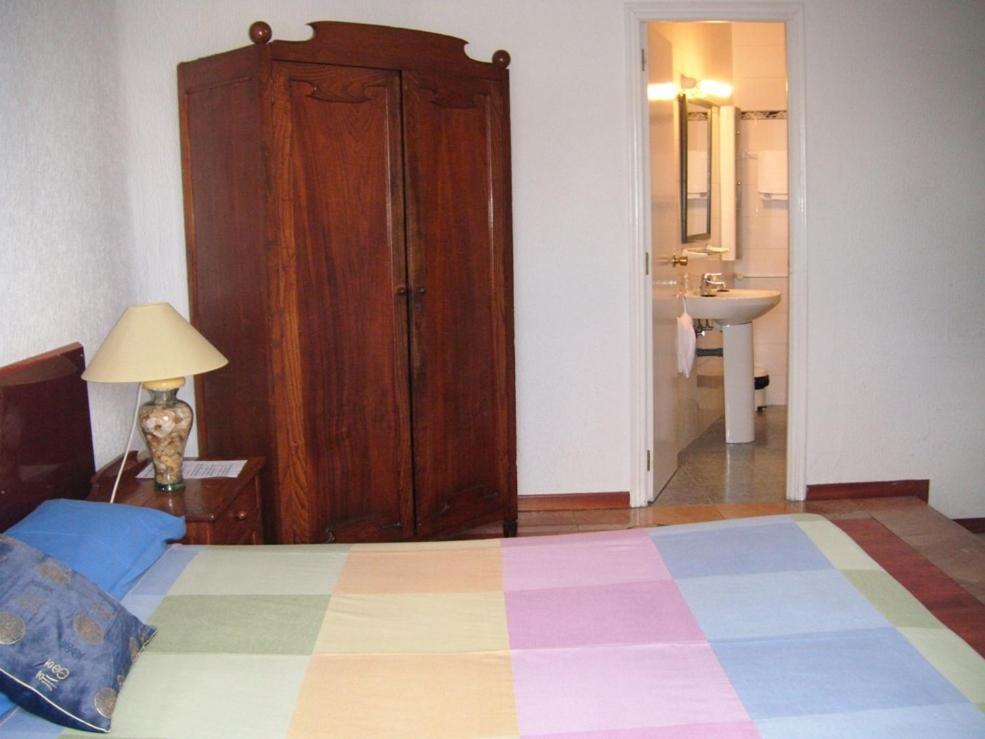 Puerta Del Sol Rooms Madrid Chambre photo