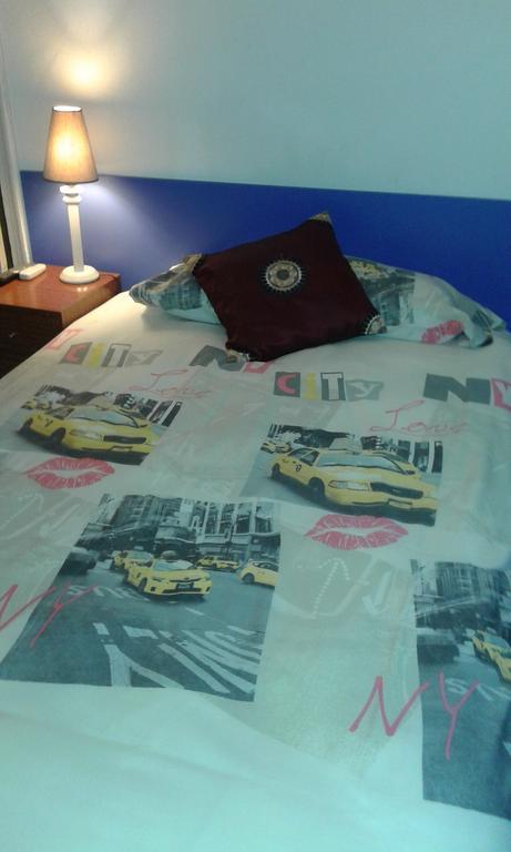 Puerta Del Sol Rooms Madrid Chambre photo