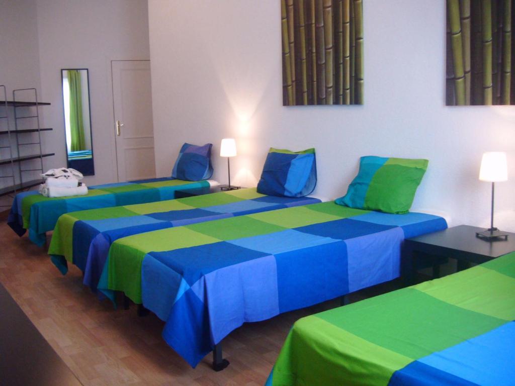 Puerta Del Sol Rooms Madrid Chambre photo